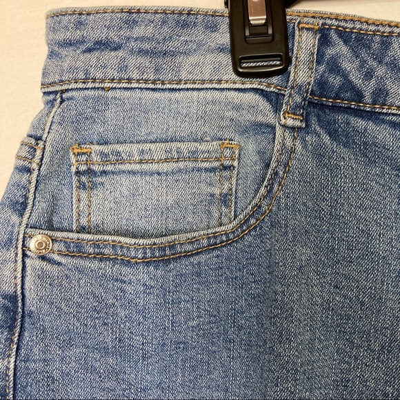 NWT Eloquii Elements Distressed Straight Leg Jeans - Picture 3 of 7